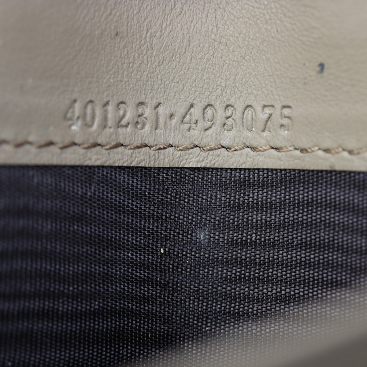 Gucci Dionysus GG Supreme Chain Wallet