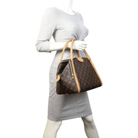 Louis Vuitton Marais MM Monogram