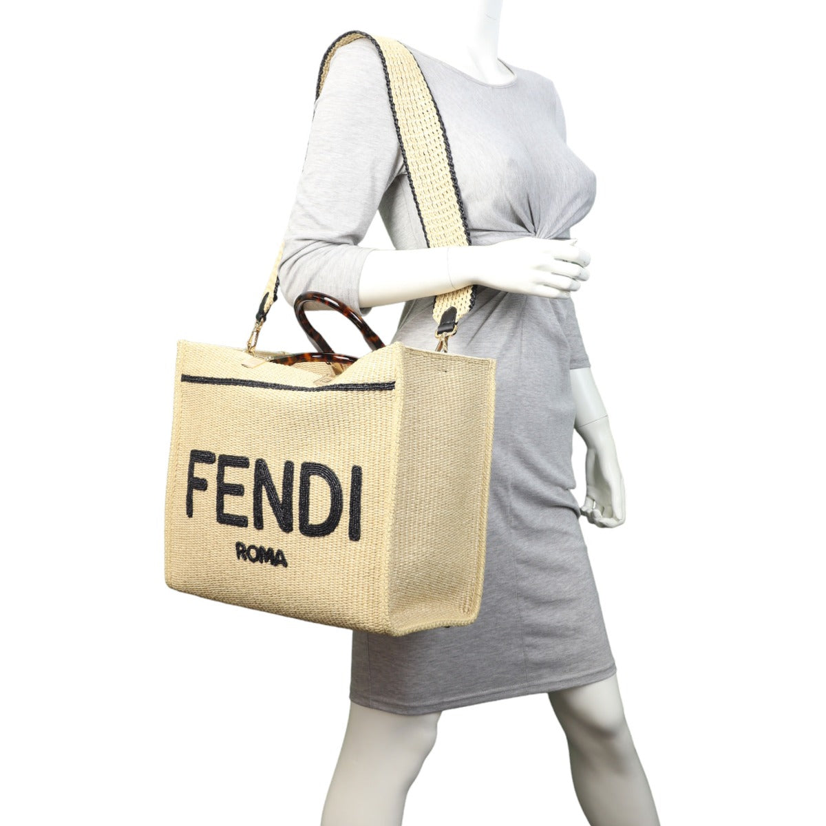 Fendi Sunshine Shopper Medium Raffia