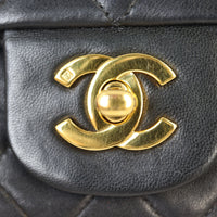 Chanel Classic Double Flap Medium | 4 Series