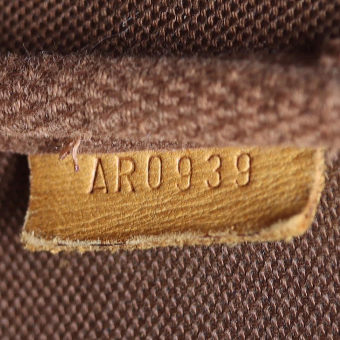 Louis Vuitton Pochette Accessories with Long Shoulder Strap Date Code