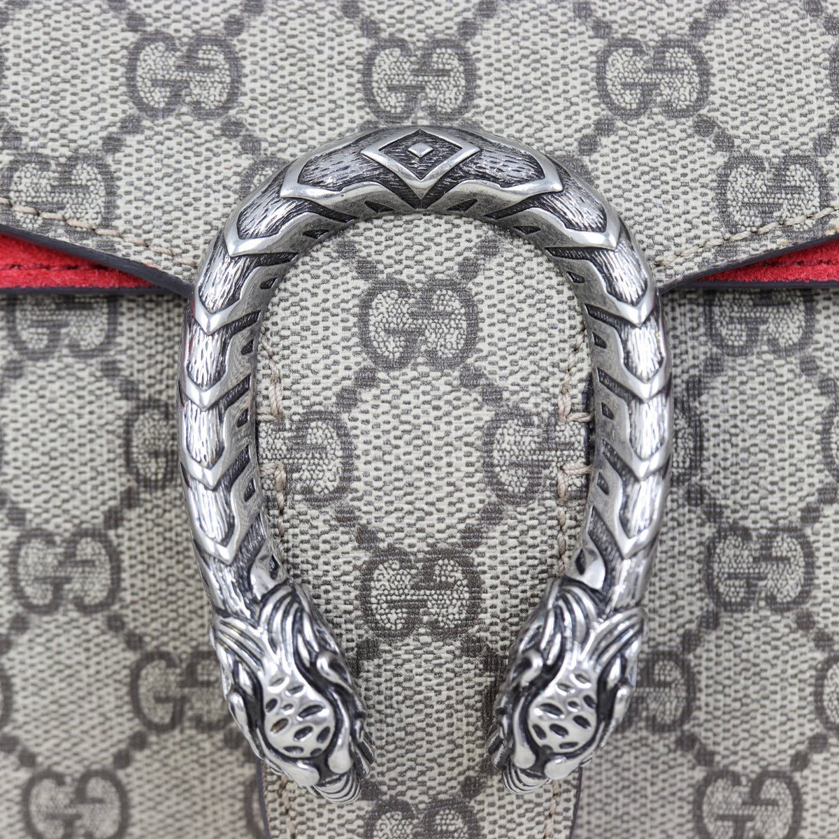 Gucci Dionysus GG Supreme Small Shoulder Bag