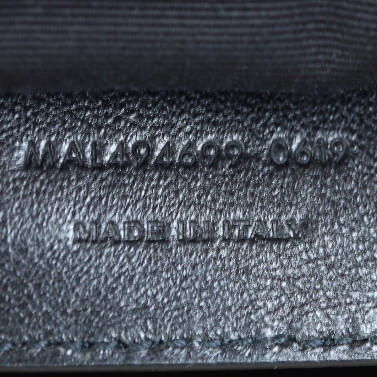 Saint Laurent Loulou Small Date Code