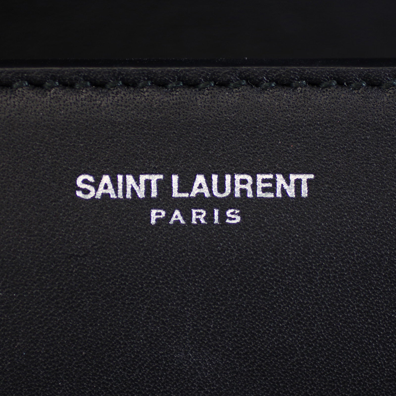 Saint Laurent Betty Clutch Exterior
