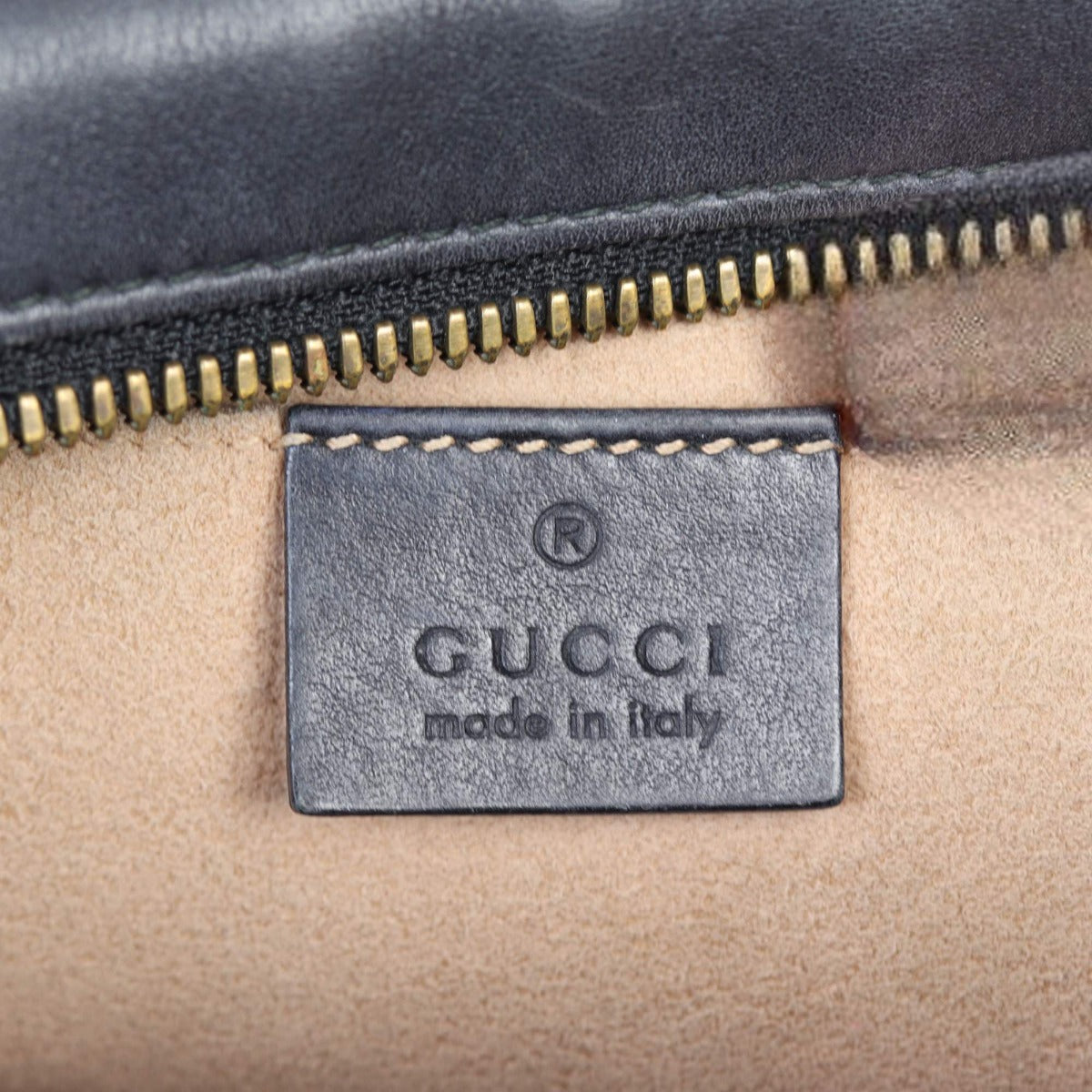 Gucci GG Marmont Small Camera Bag