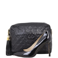 Chanel Vintage Camera Tassel Bag Medium | Black