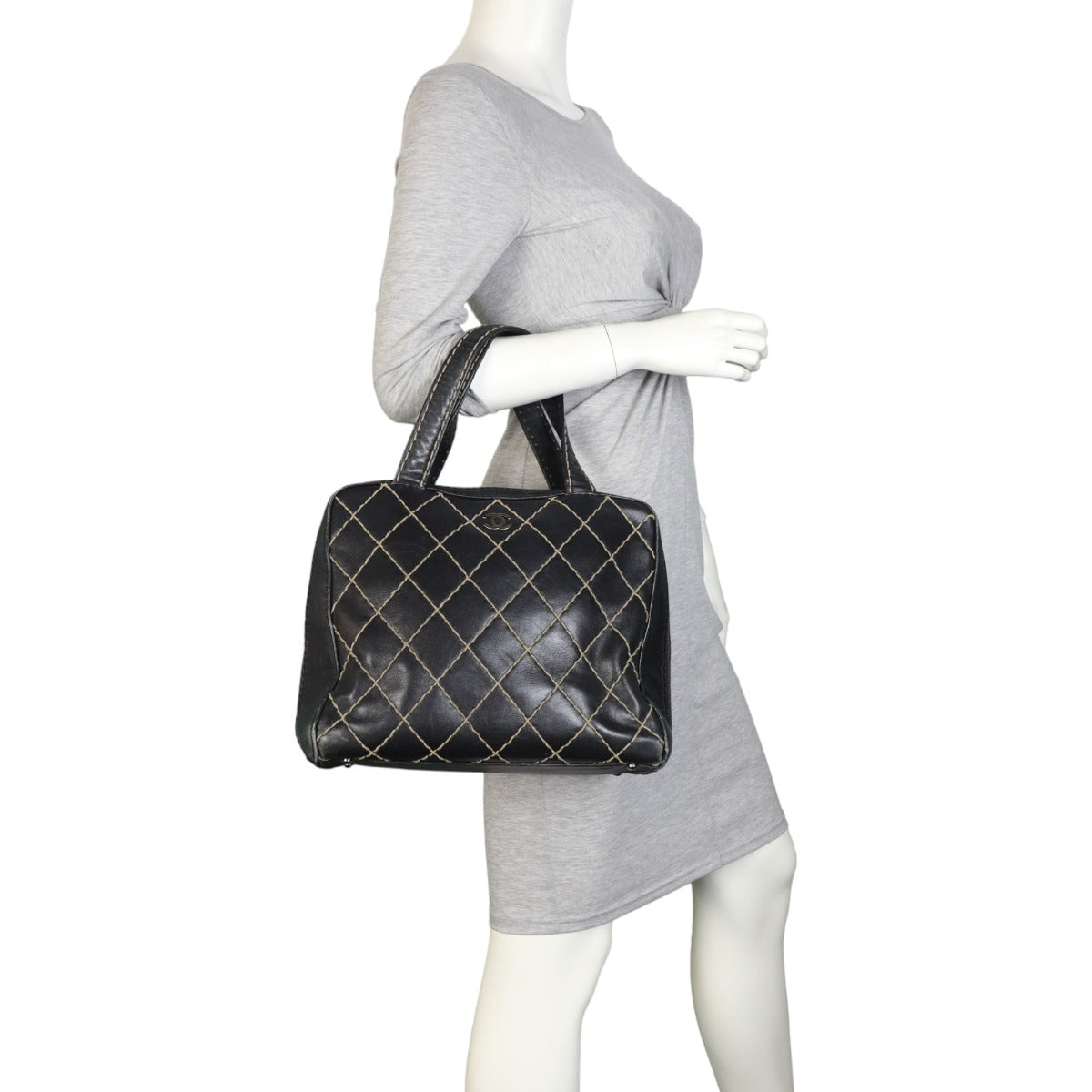 Chanel Wild Stitch Tote | Black