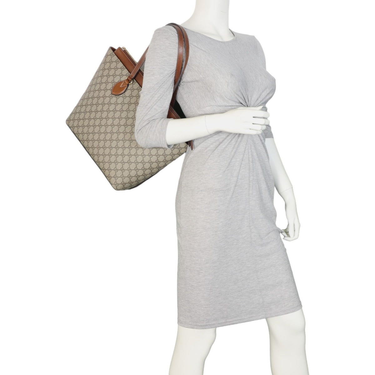 Gucci GG Supreme Tote Bag