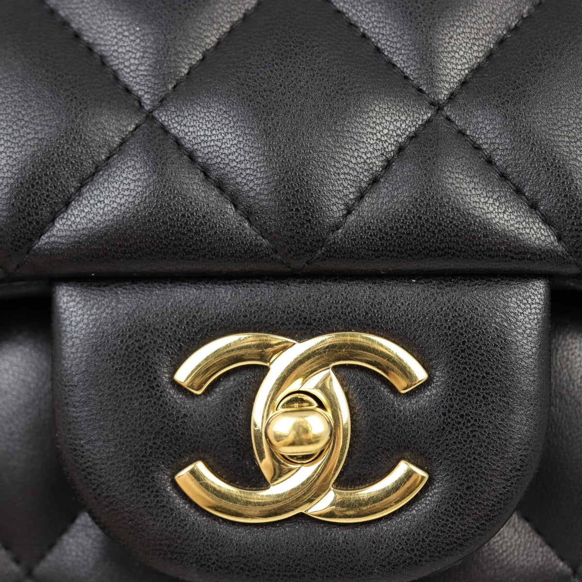 Chanel Classic Double Flap Jumbo | Black Diamond
