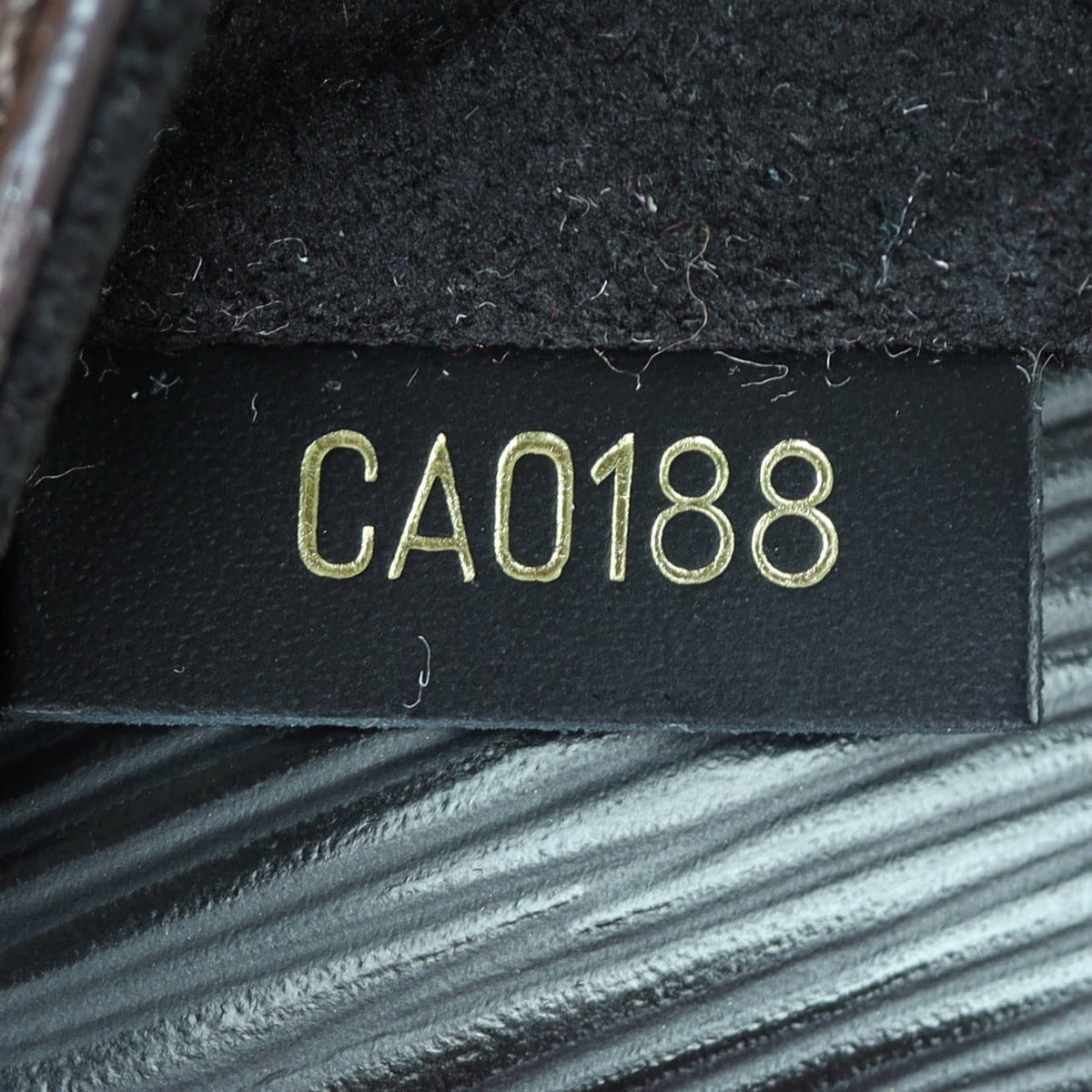 Louis Vuitton Saint Michel Monogram Epi Date Code