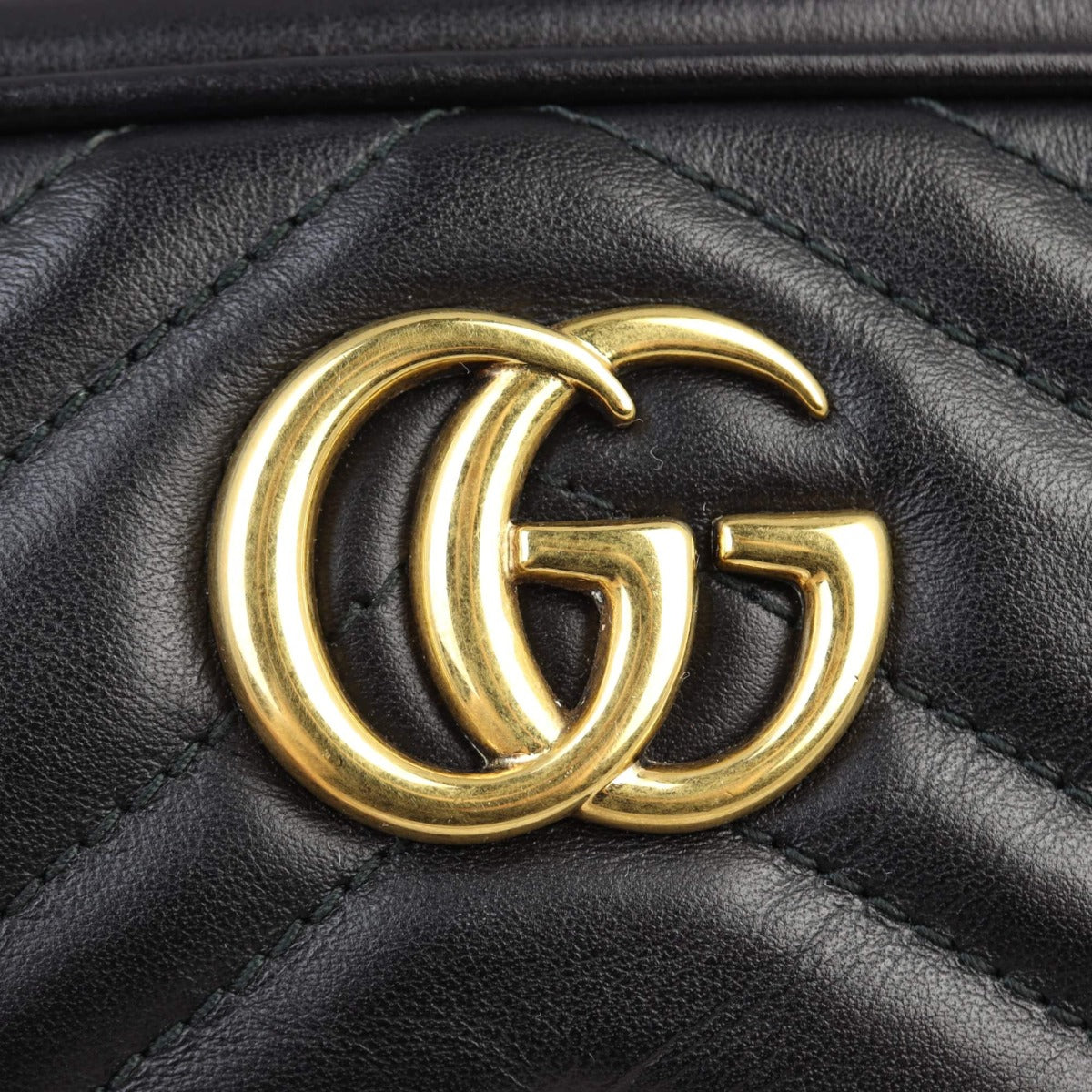 Gucci GG Marmont Mini Camera Bag