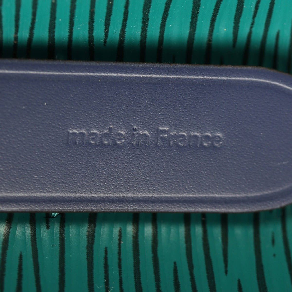 Louis Vuitton NeoNoe MM Epi Interior Stamp