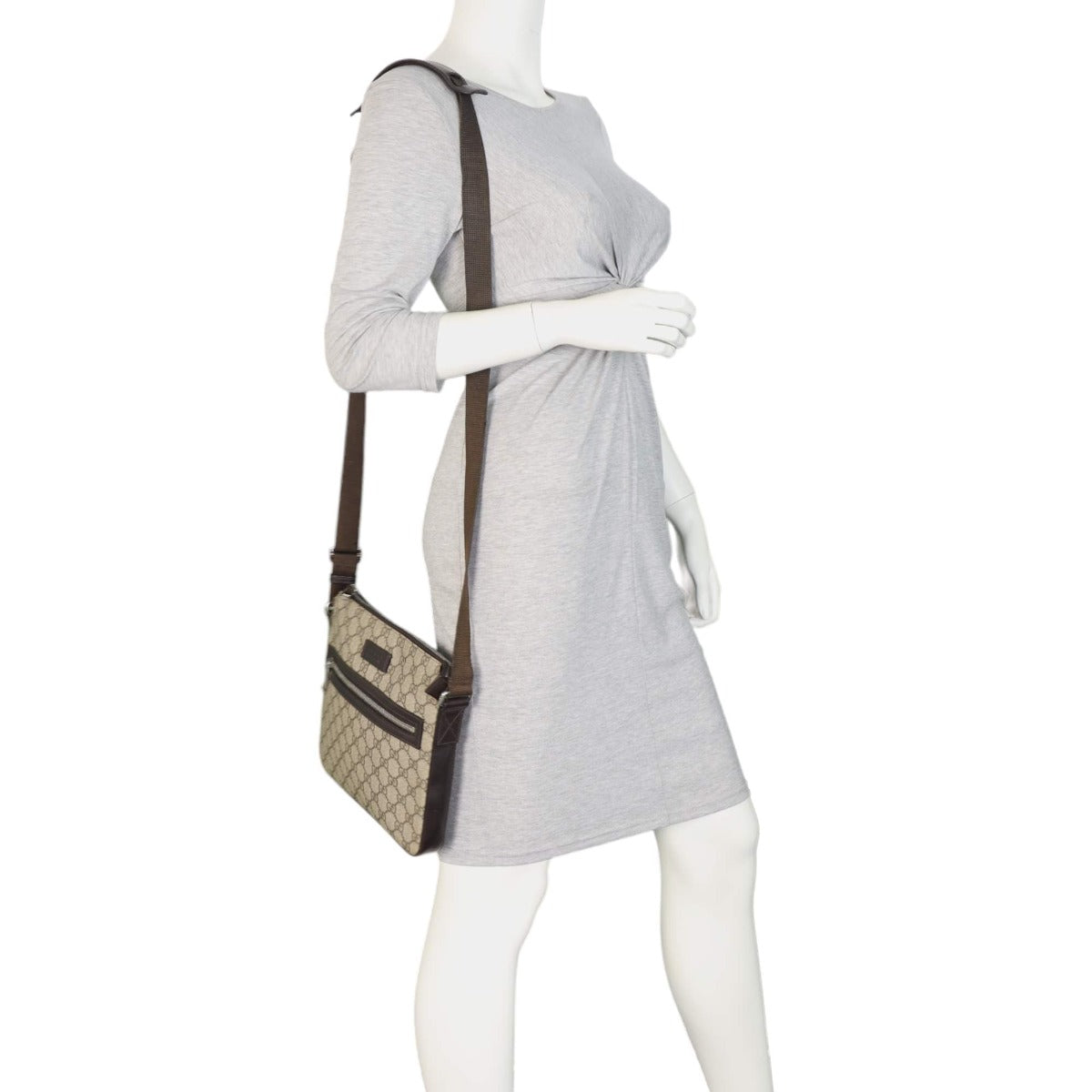 Gucci GG Supreme Messenger Bag