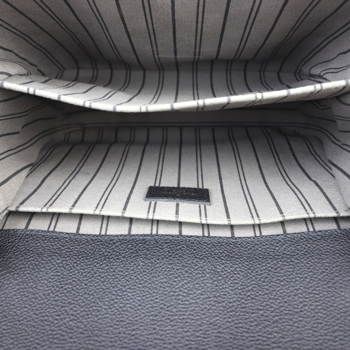 Louis Vuitton Pochette Metis Monogram Empreinte