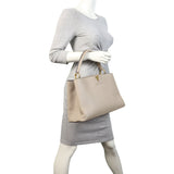 Louis Vuitton Capucines MM