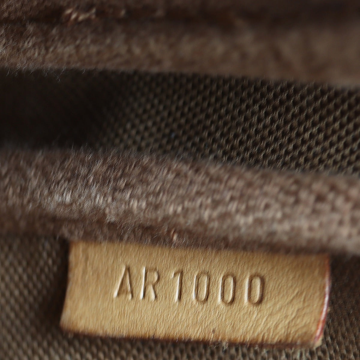 Louis Vuitton Pochette Accessoires Monogram Date Code