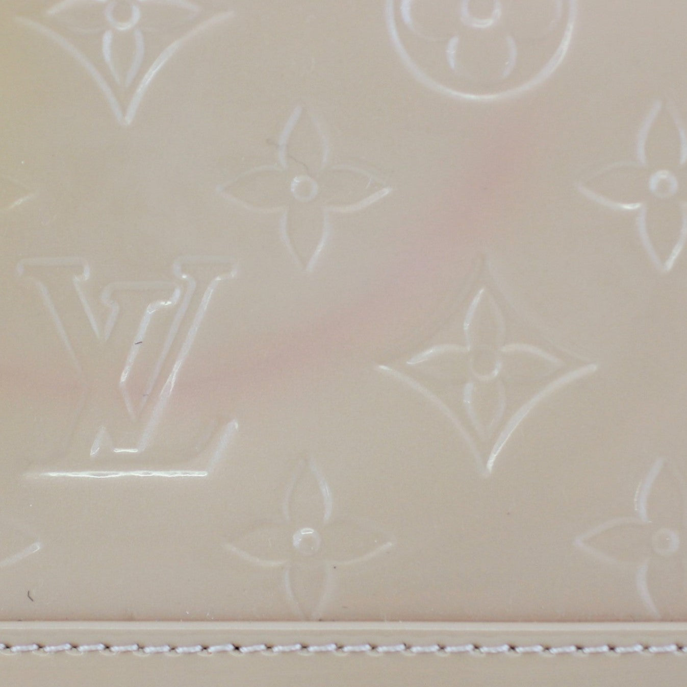 Louis Vuitton Alma BB Monogram Vernis transfer