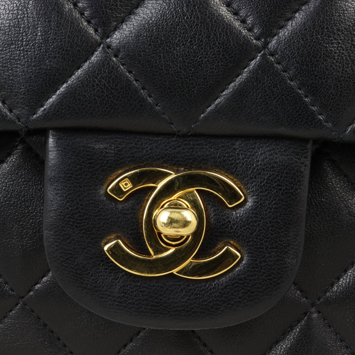 Chanel Classic Double Flap Medium | Lambskin