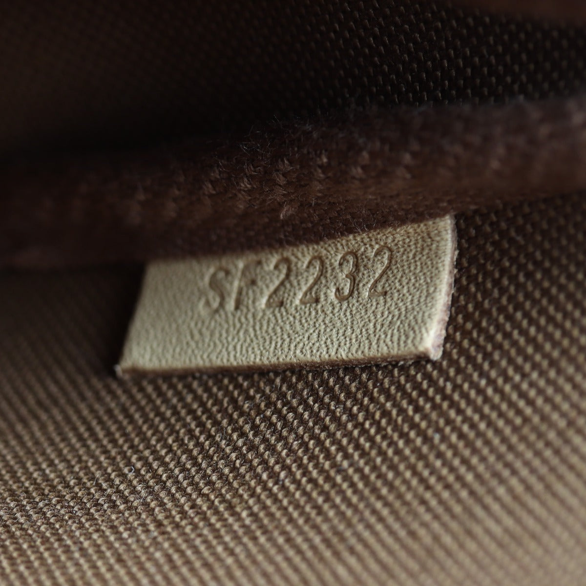 Louis Vuitton Mini Pochette Accessoires Monogram