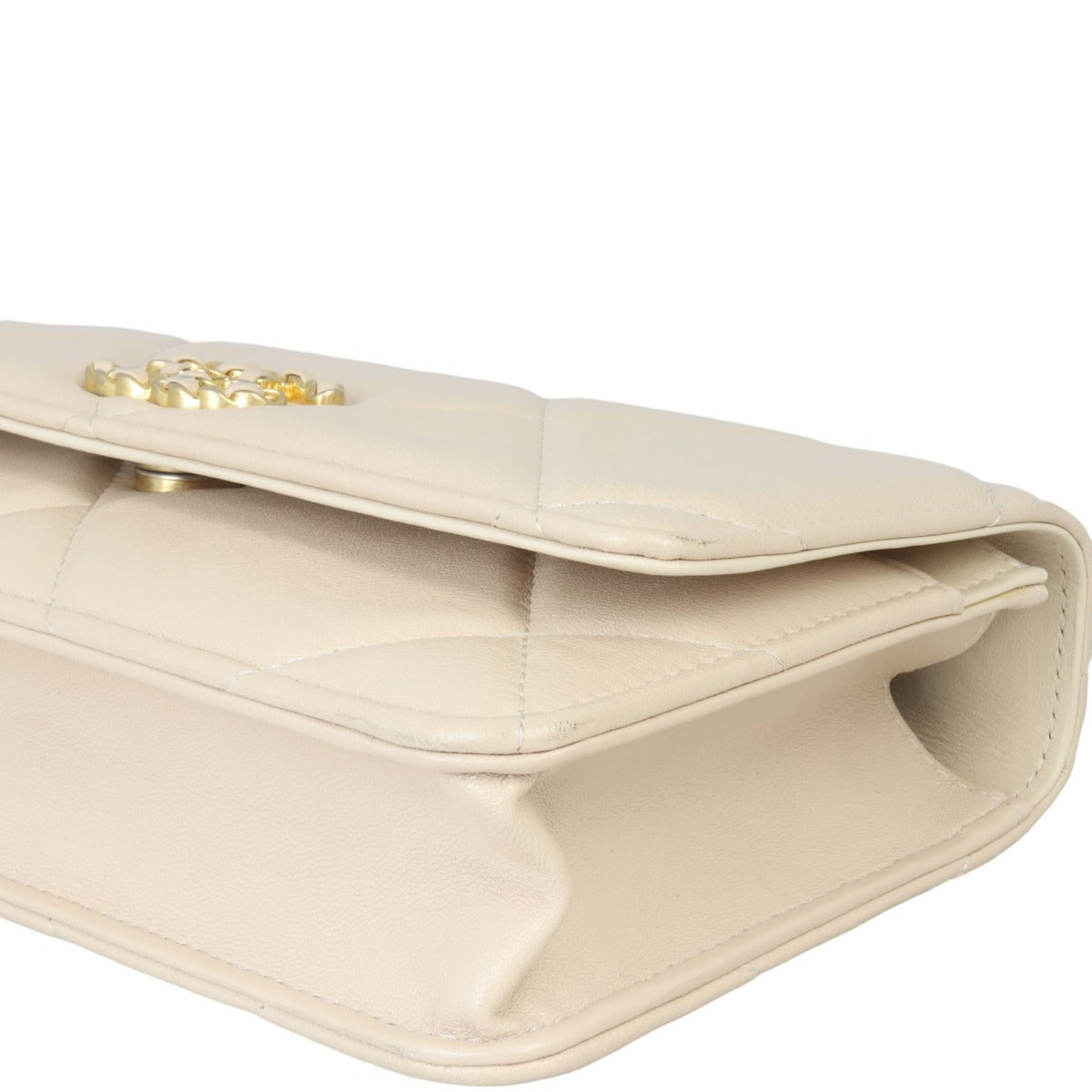 Chanel 19 Wallet On Chain | Beige Goatskin