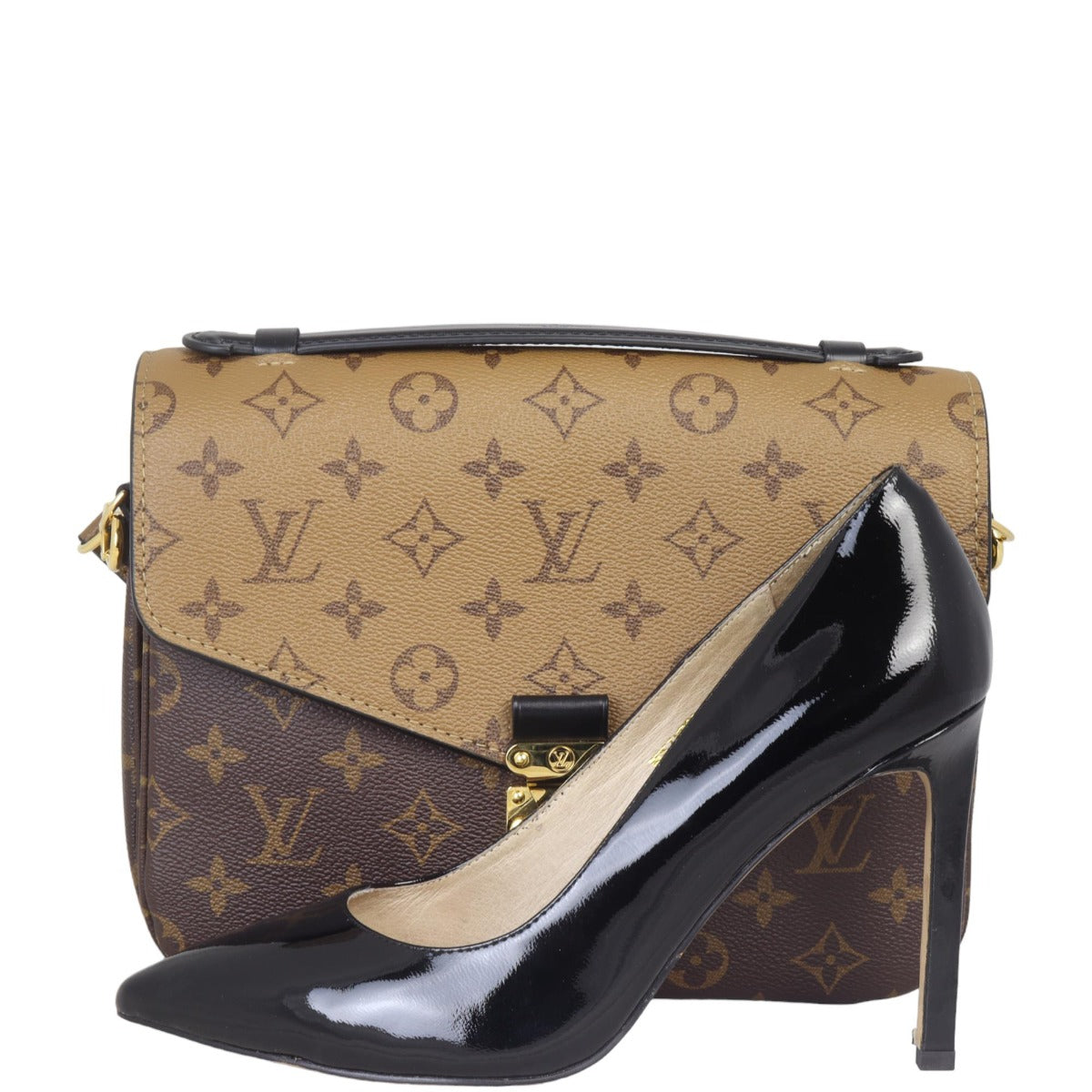 Louis Vuitton Pochette Metis Monogram Reverse