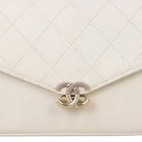 Chanel Thread Around Wallet On Chain