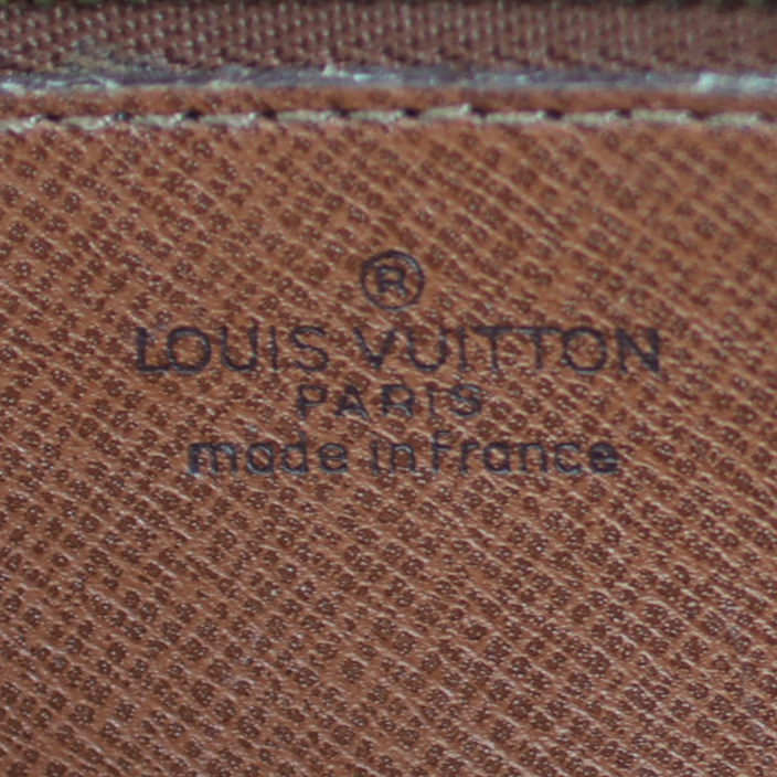 Louis Vuitton Trocadero 27 Monogram made in Stamp