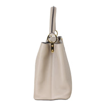 Louis Vuitton Capucines MM