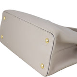 Louis Vuitton Capucines MM