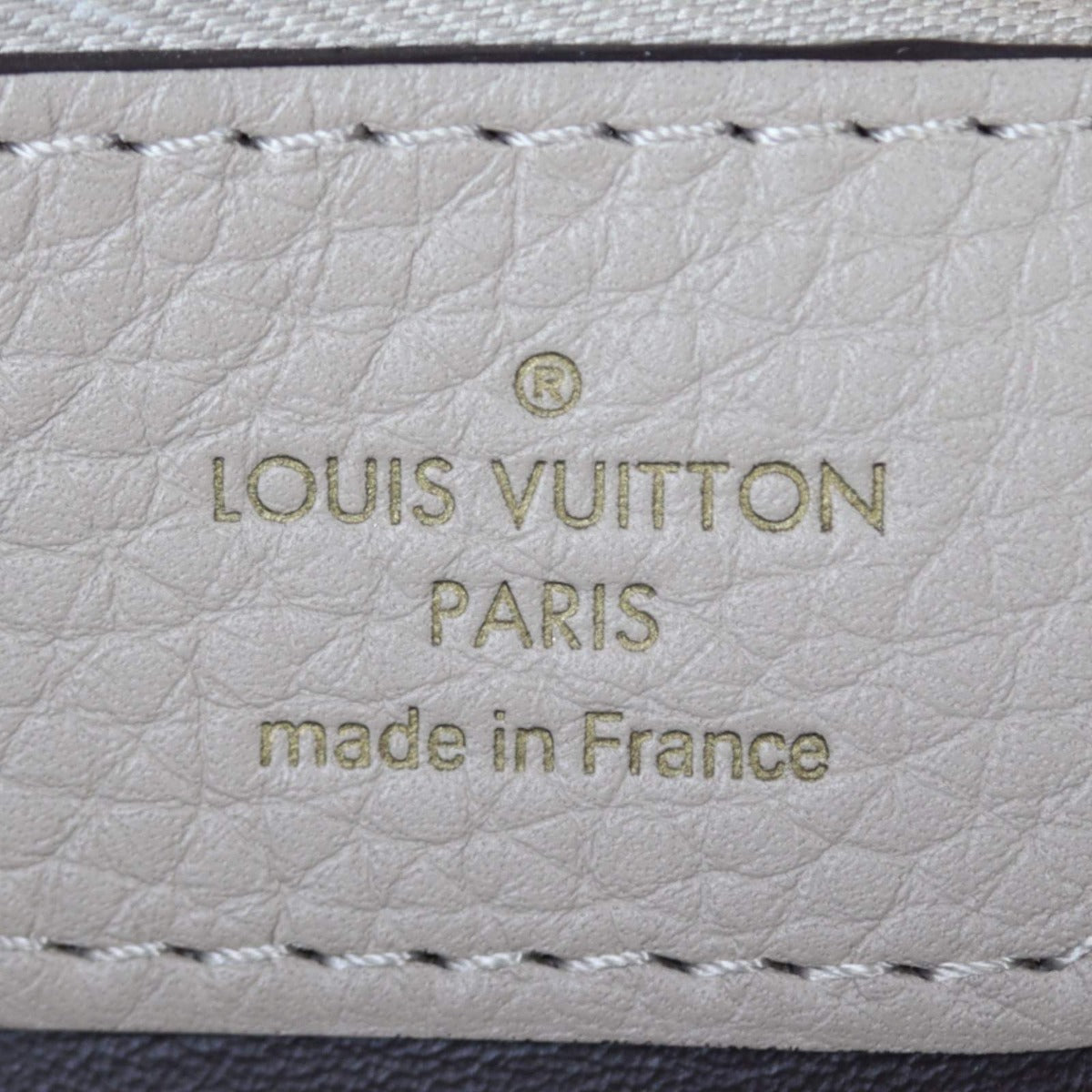 Louis Vuitton Capucines MM