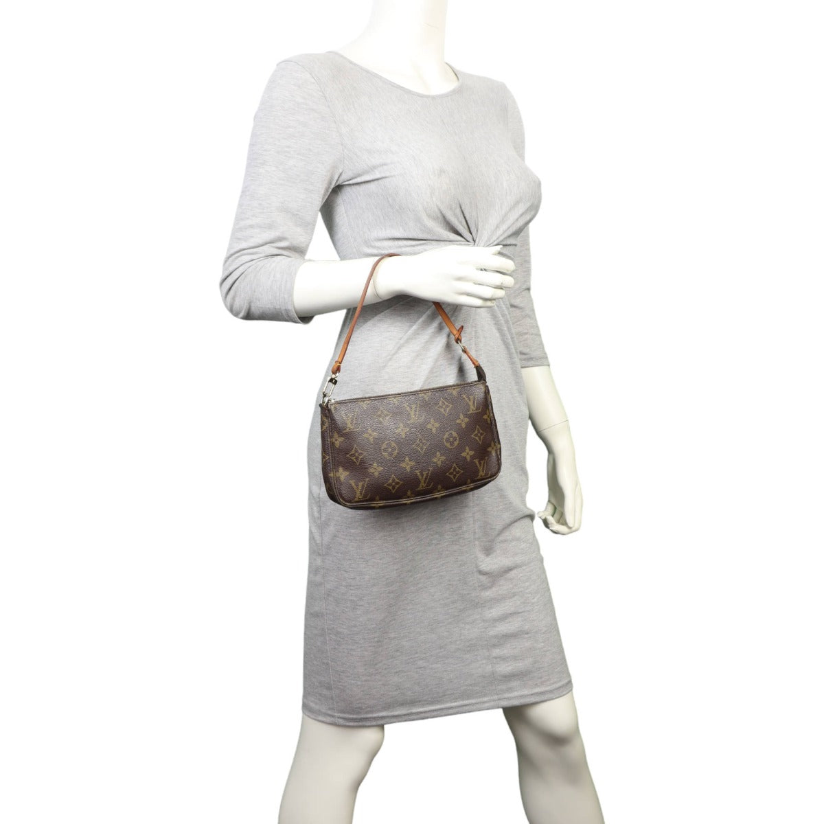 Louis Vuitton Pochette Accessories Monogram