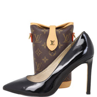 Louis Vuitton Fold Me Pouch Monogram