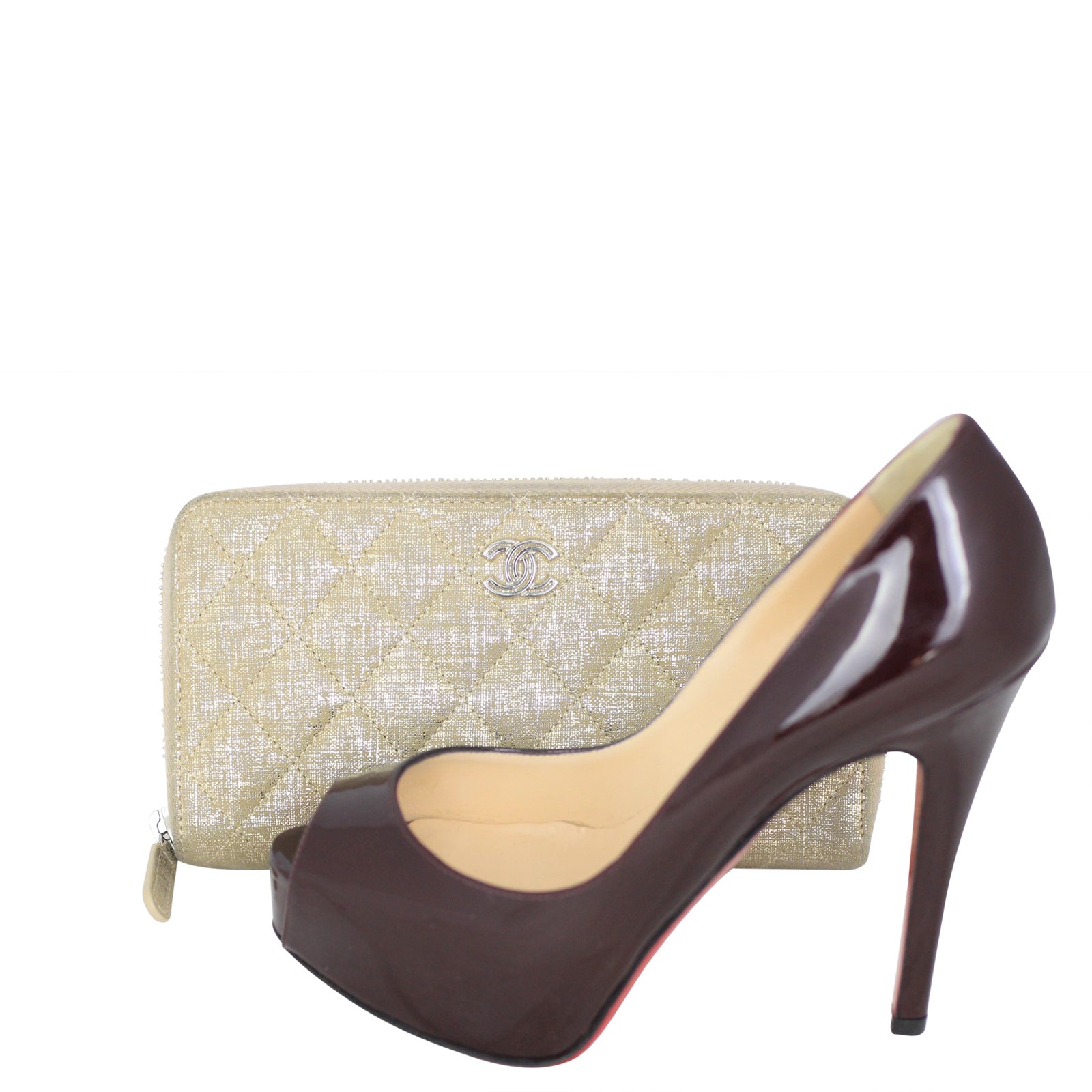 Chanel Iridescent Goatskin Zippy Wallet Scale