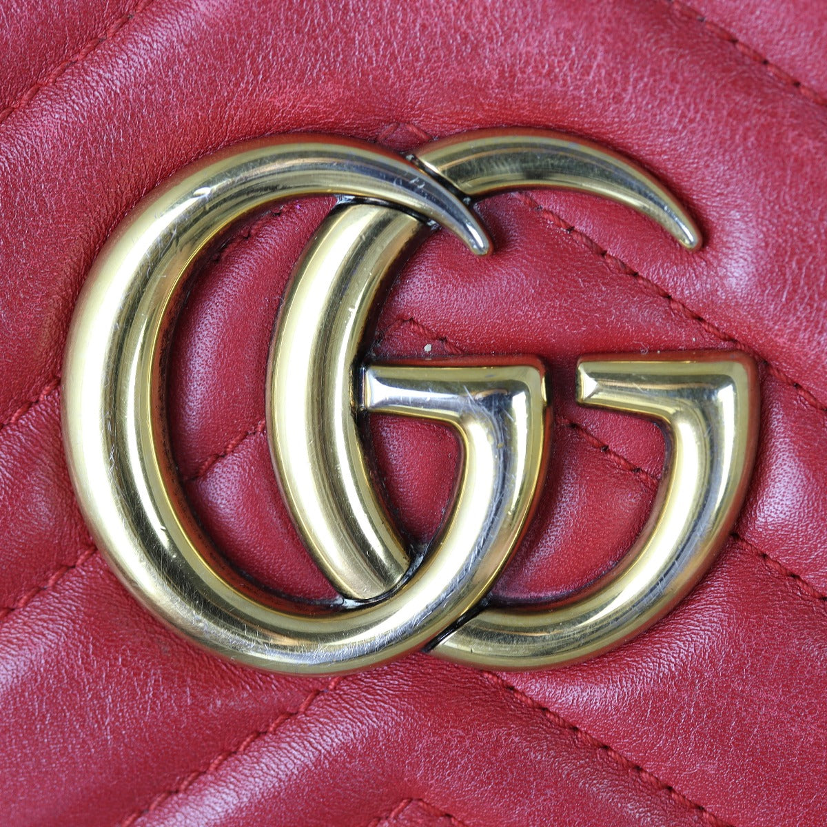 Gucci GG Marmont Small Camera Bag Hardware