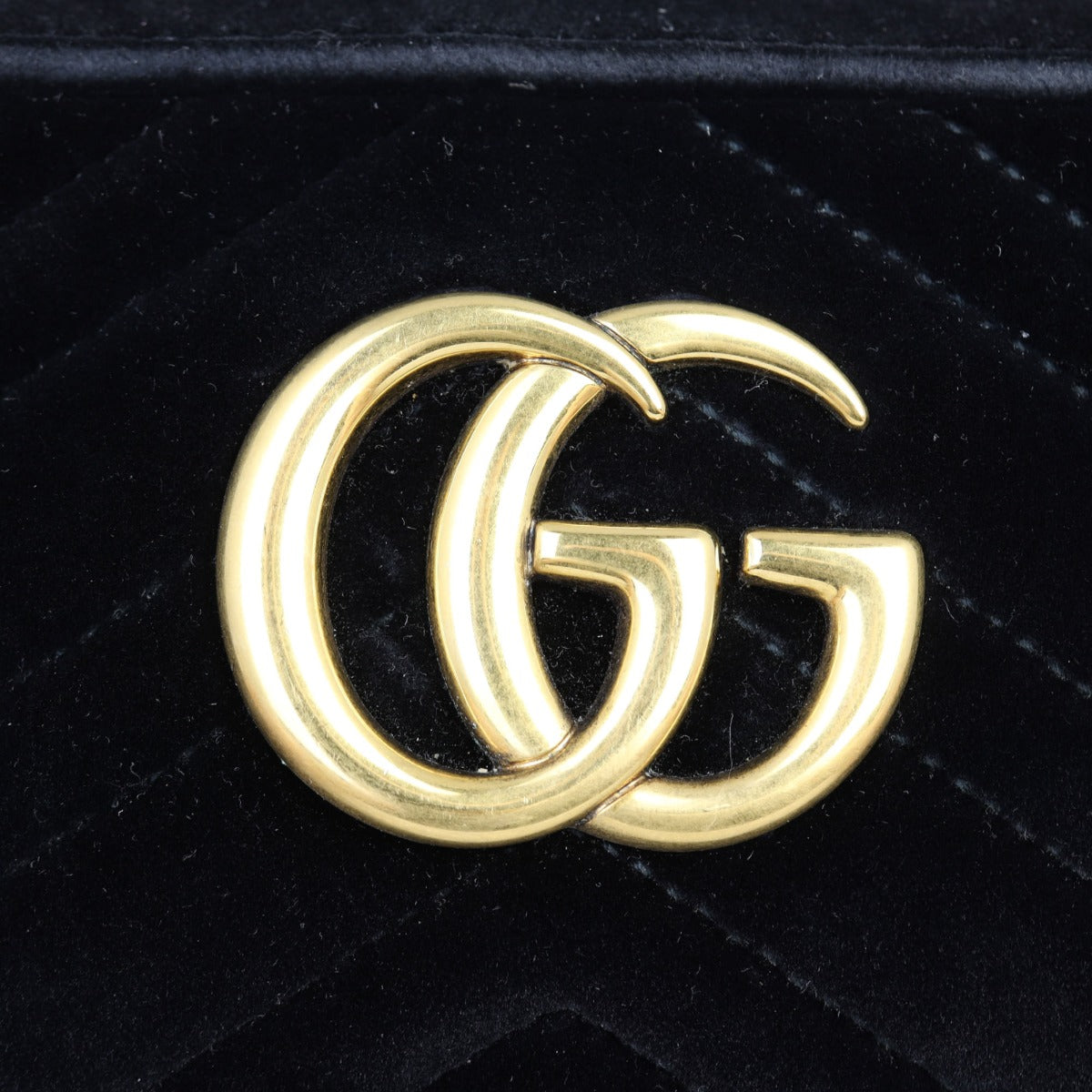Gucci GG Marmont Velvet Small Camera Bag
