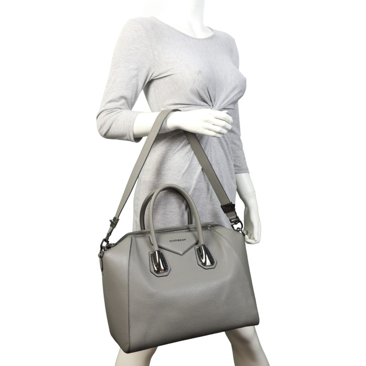 Givenchy Antigona Medium