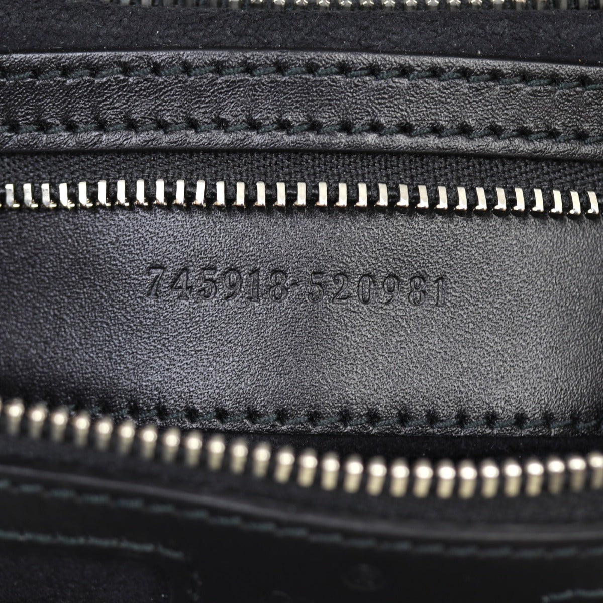 Gucci Petite GG Tote Small