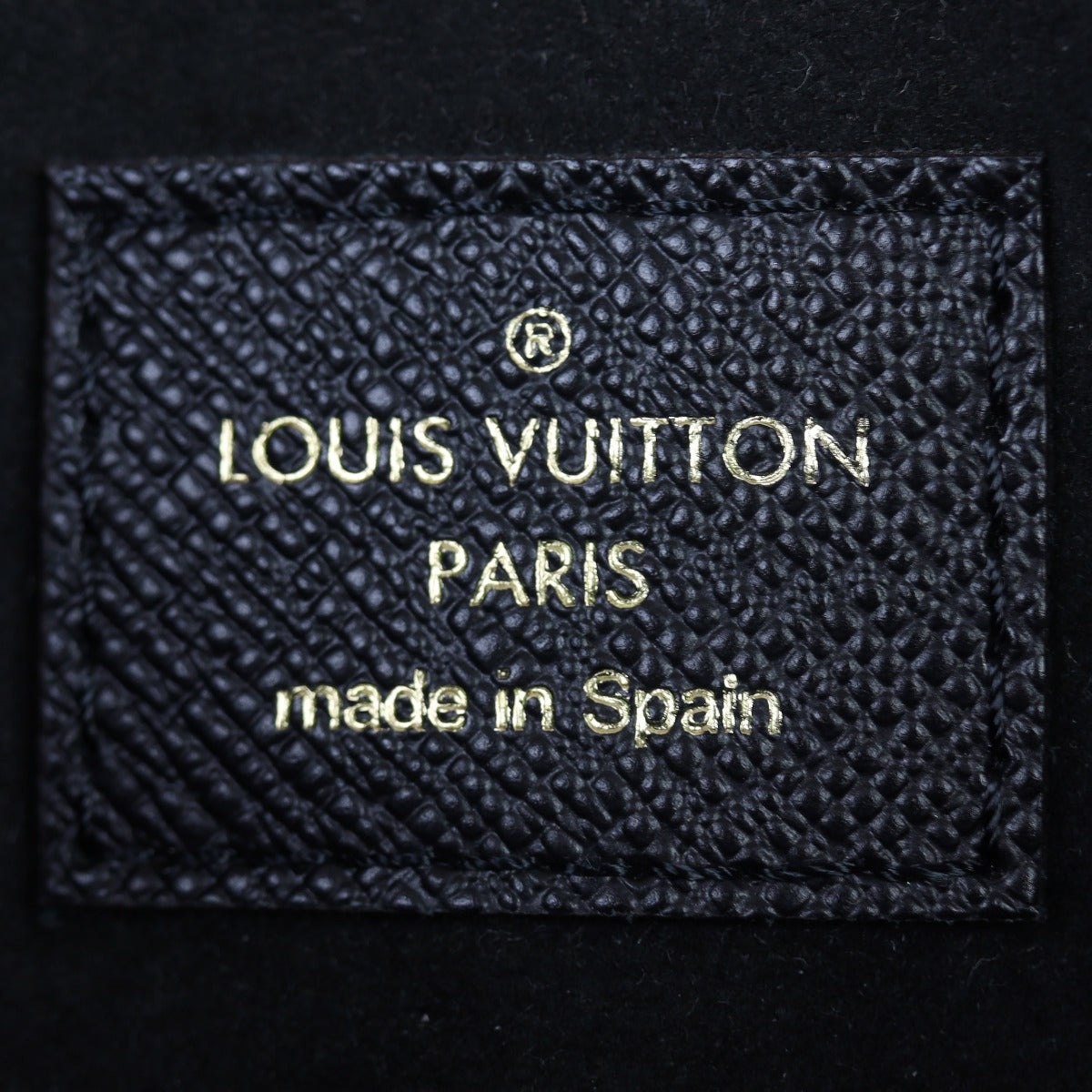 Louis Vuitton Pochette Double Zip Monogram Giant Jungle Interior Stamp