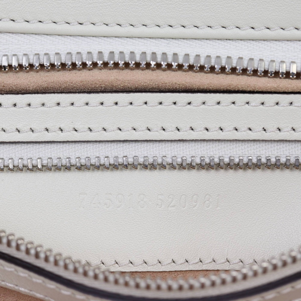 Gucci Petite GG Tote Small