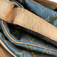 Louis Vuitton Saumur 35 Monogram