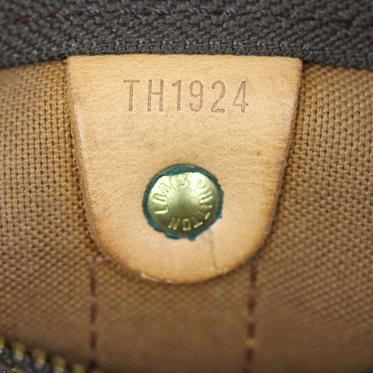 Louis Vuitton Keepall 55 Bandouliere Monogram Date code
