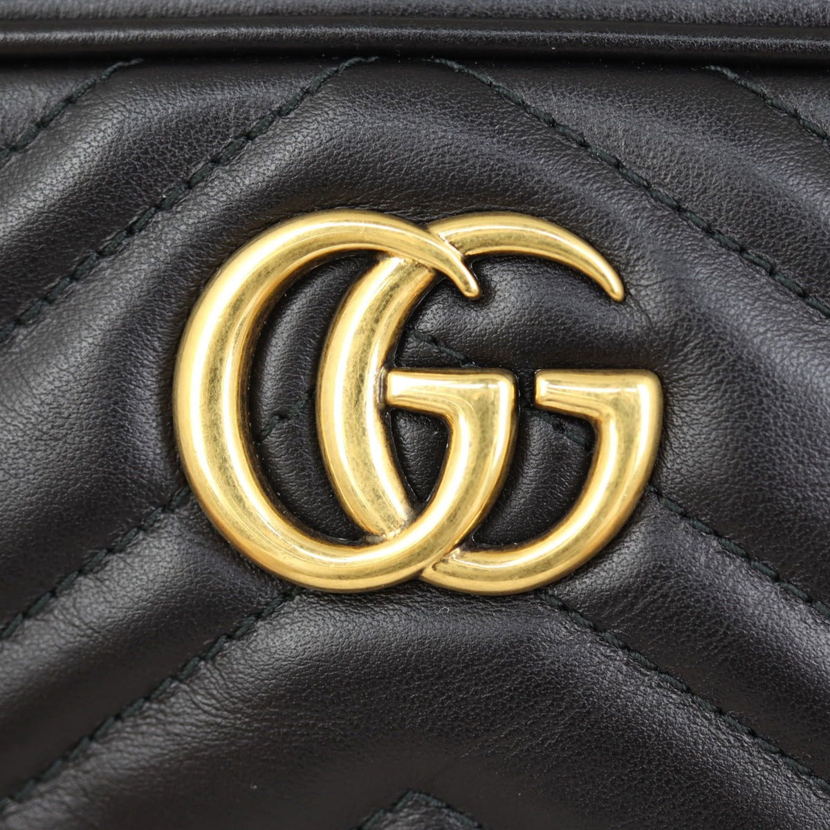 Gucci GG Marmont Mini Camera Bag Hardware
