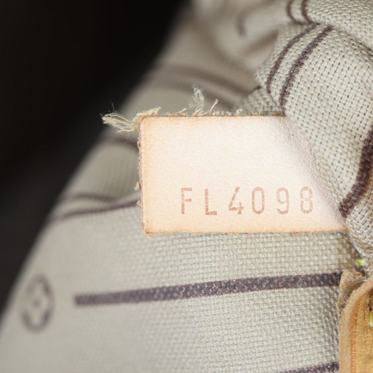 Louis Vuitton Neverfull GM Monogram Date code
