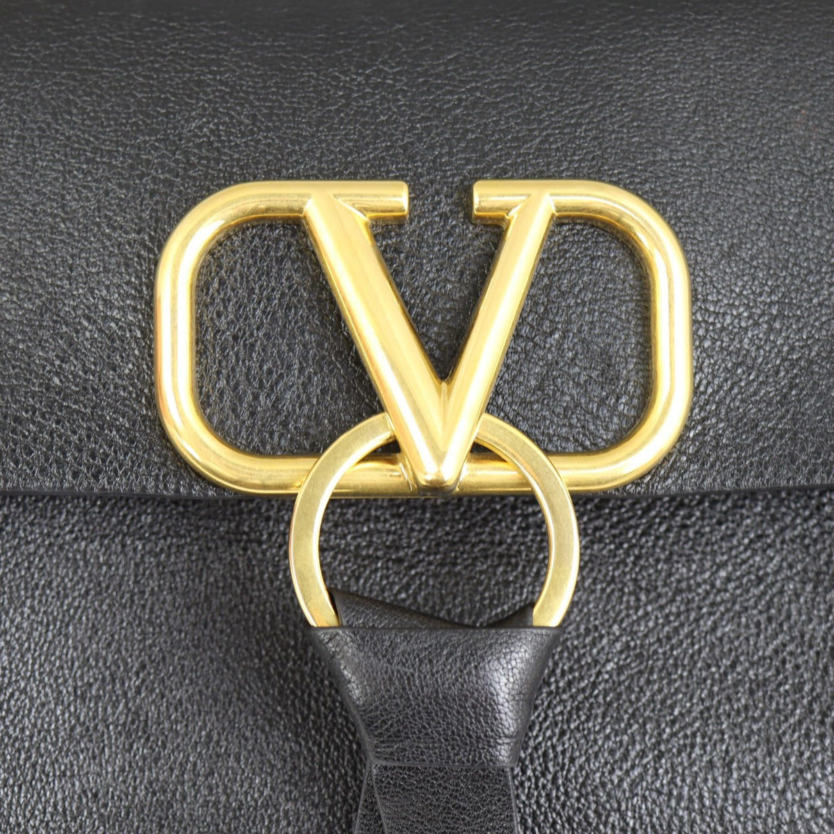 Valentino Vring Small Shoulder Bag Hardware
