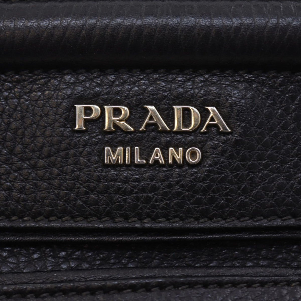 Prada Vitello Daino Two Way Tote Hardware
