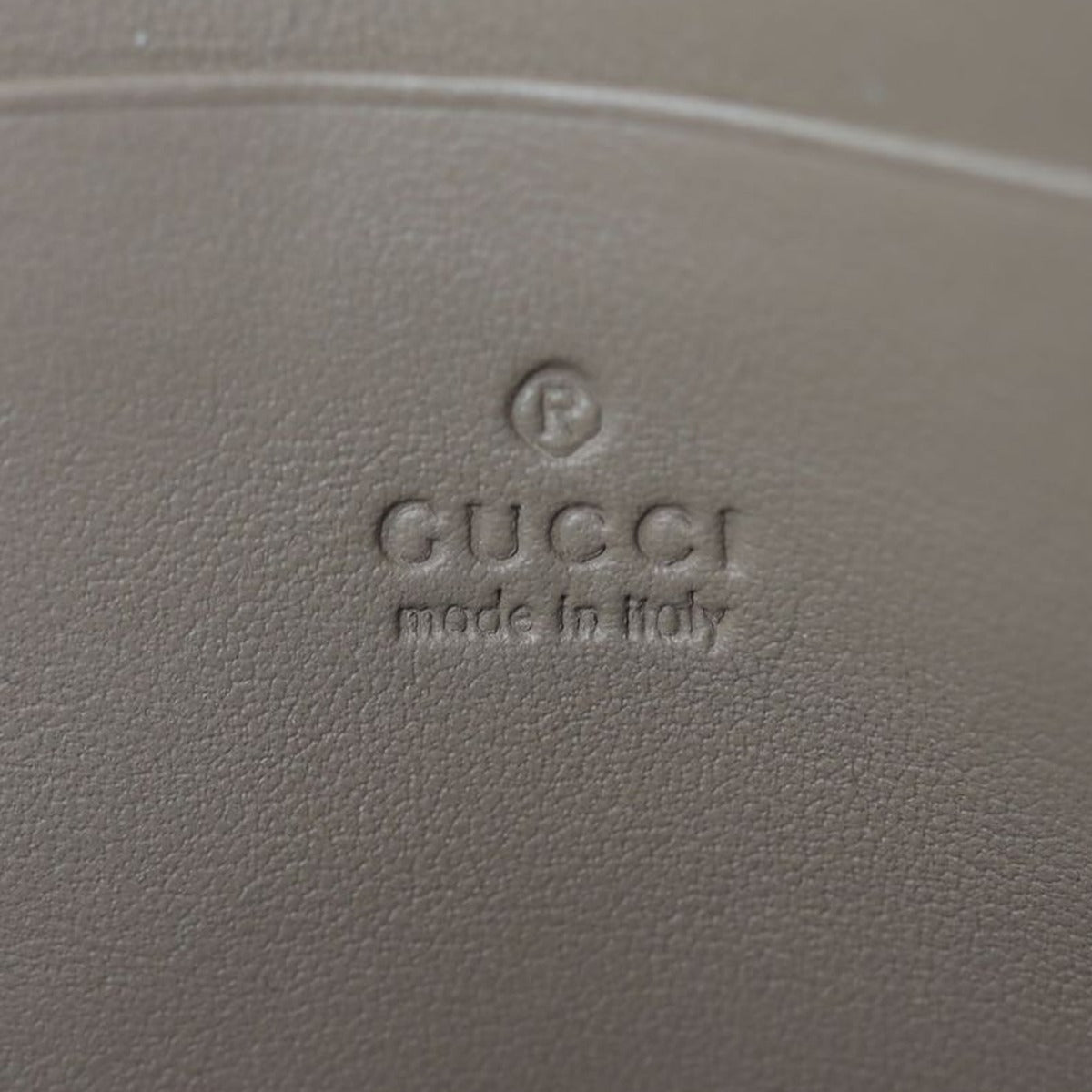 Gucci Dionysus GG Supreme Chain Wallet Stamp
