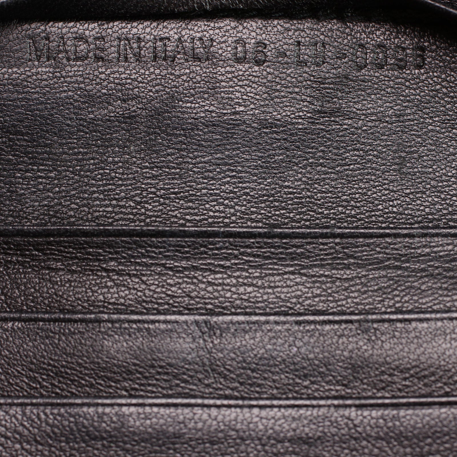 Lady Dior Wallet Code