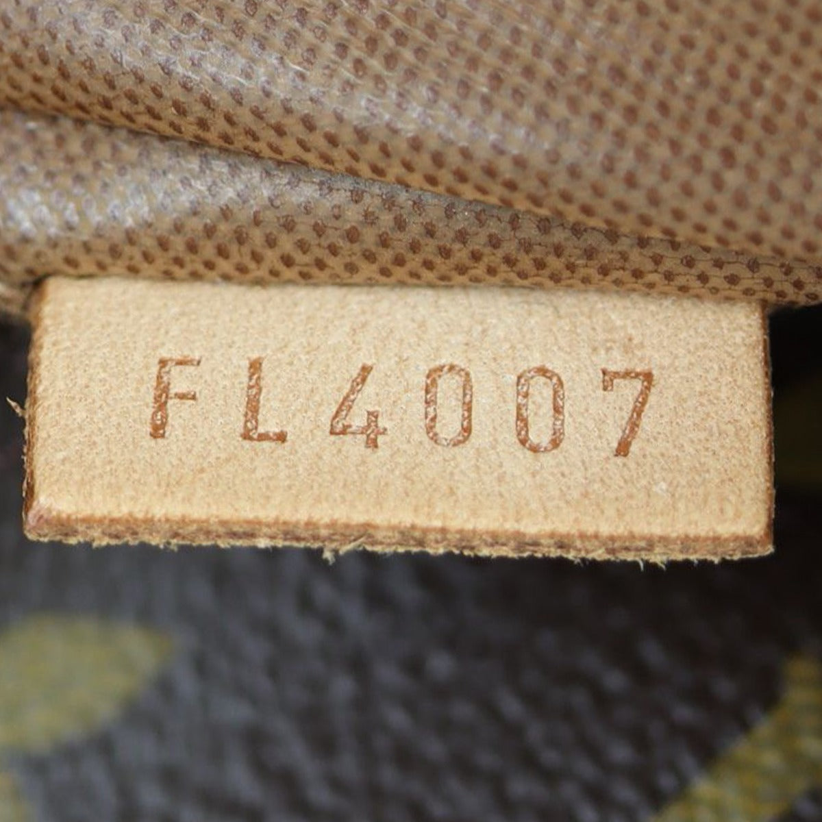 Louis Vuitton Eole 50 Rolling Luggage Bag Monogram Date code
