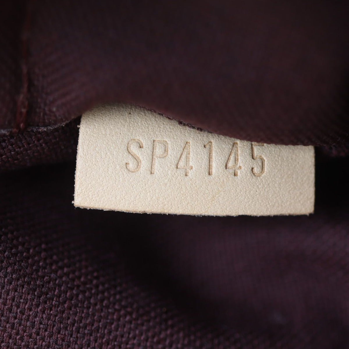 Louis Vuitton Segur Monogram Date code
