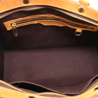 Louis Vuitton Brea Vernis MM Inside